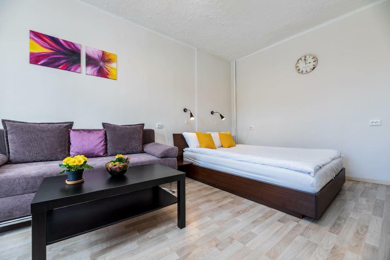 Compact Apartment Near Food Market In The Oldtown Plus Free Parking Klaipėda Eksteriør billede